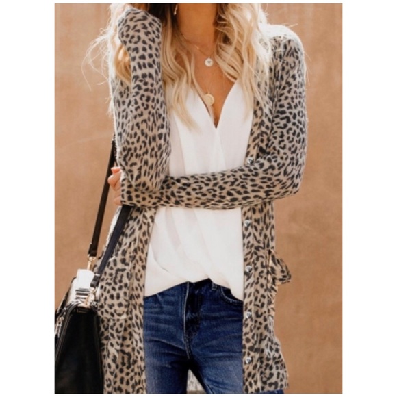 Sweaters - 🐆⭐️HP⭐️🐅ONLY L Left! Hey All You Cool Cats!